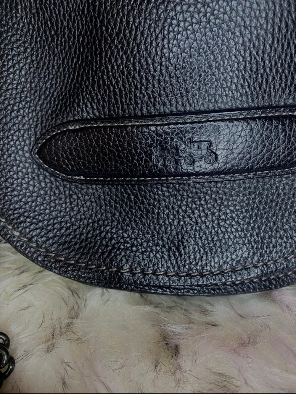 Coach Shadow Crossbody Bag in Black Pebbled Leather – Style F37000 - Picture 2 of 5